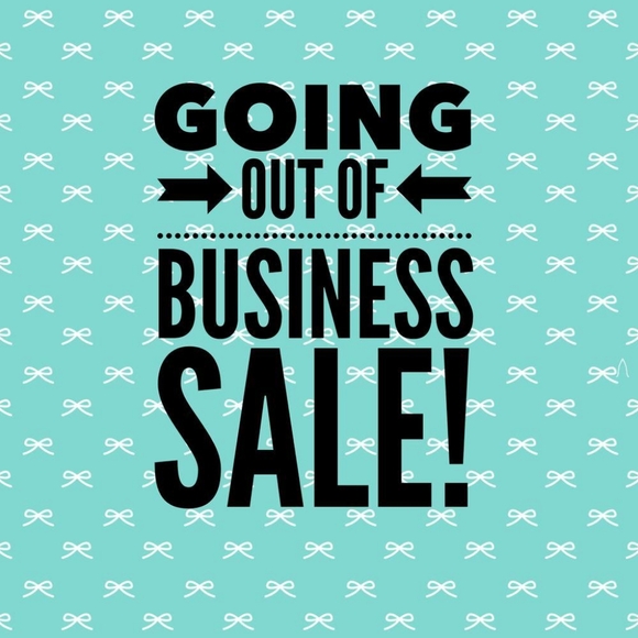 Everything is on sale!!! I'm closing my closet!!! - Picture 3 of 3